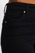 Solmayan Siyah Önden Düğmeli Yüksek Bel Ekstra Esnek Skinny Vücudu Saran Jeans TWOAW24JE00090