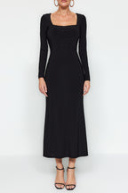 Trendyolmilla Bordo Maxi Volanlı Kare Yaka Fitted/Vücuda Oturan Maxi Esnek Örme Elbise TWOAW24EL00613