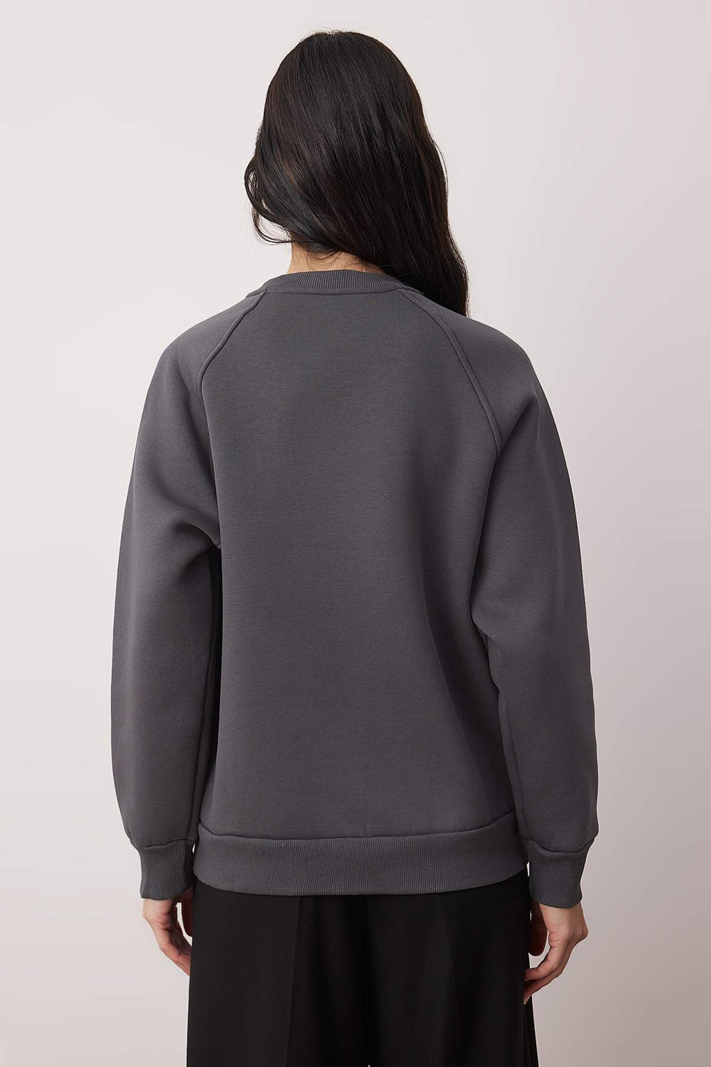 Trendyolmilla Lila Relaxed/Rahat Kalıp Basic Reglan Kol Bisiklet Yaka Örme Sweatshirt TWOAW24SW00104