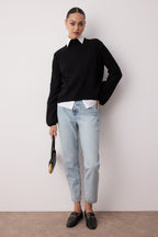 Trendyolmilla Koyu Mavi Yüksek Bel Mom %100 Pamuk Non-Stretch Jeans TWOSS25JE00277