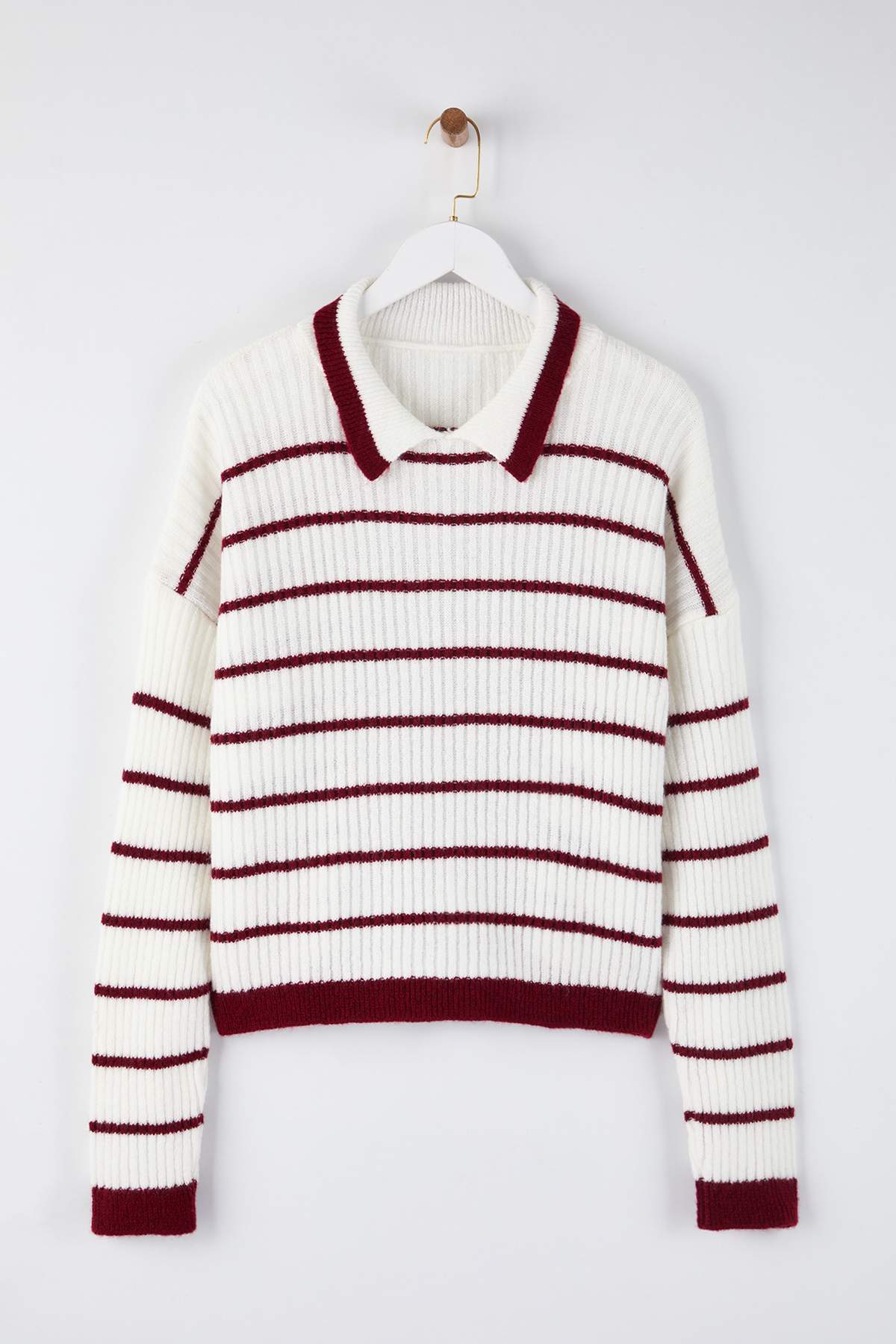 Beyaz Polo Yaka Çizgili Triko Kazak TWOAW26KZ00268