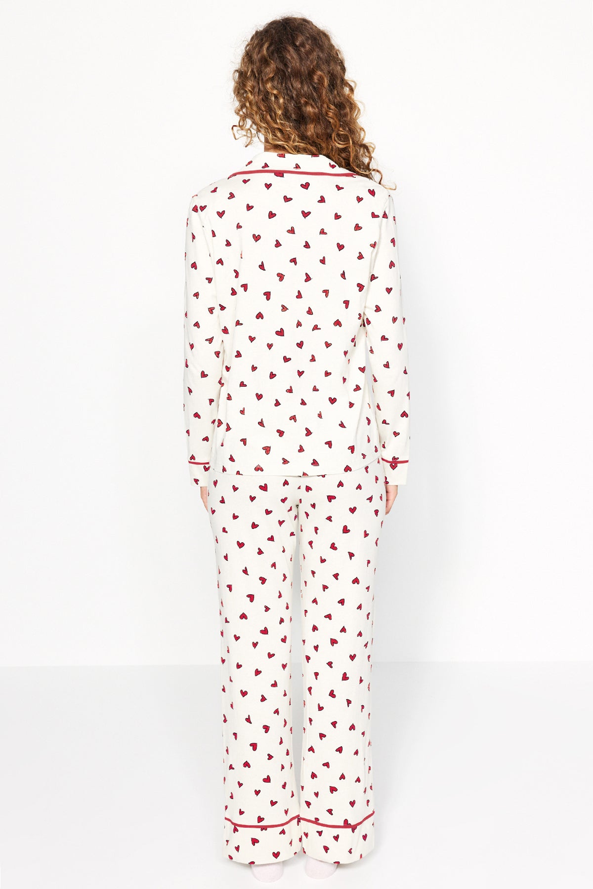 Trendyolmilla Bej %100 Pamuklu Kalpli Biyeli Örme Pijama Takımı THMAW24PT00103