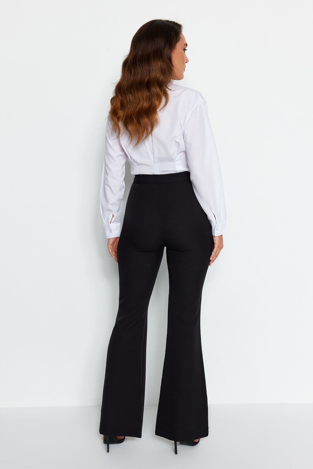 Siyah Flare İspanyol Paça Yüksek Bel Bootcut Dokuma Kumaş Pantolon TWOAW20PL0094