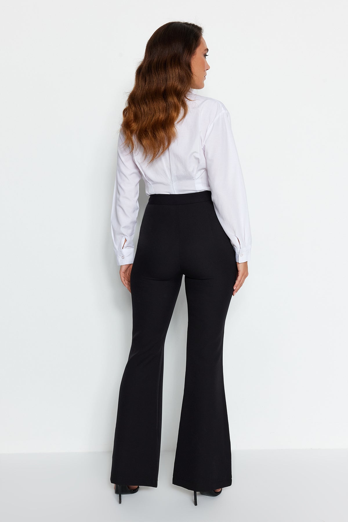 Siyah Flare İspanyol Paça Yüksek Bel Bootcut Dokuma Kumaş Pantolon TWOAW20PL0094