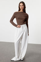 Trendyolmilla Bordo Drapeli Kayık Yaka Asimetrik Esnek Uzun Kol Örme Bluz TWOAW24BZ00393