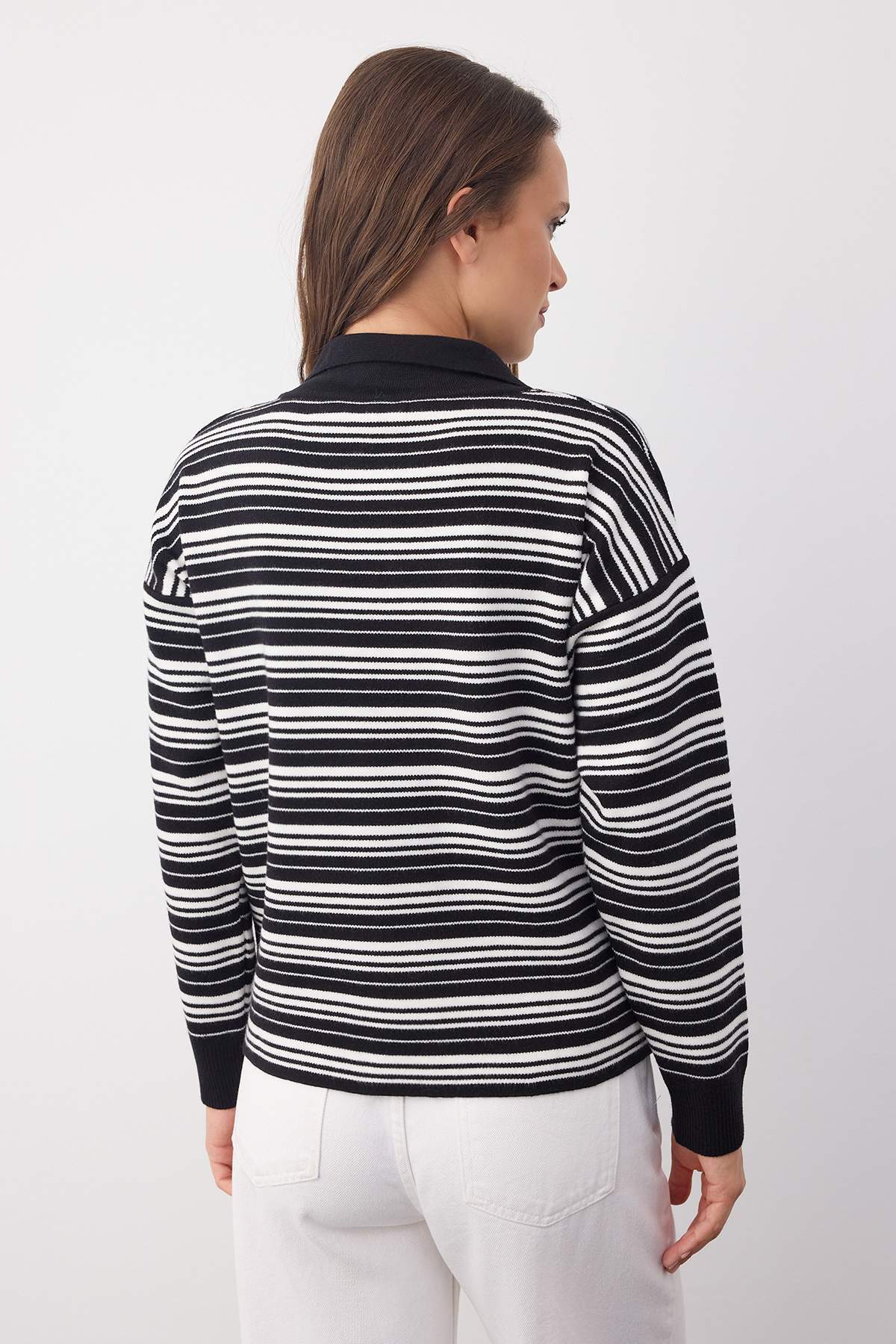 Wardrobe Essentials Siyah Premium/Özel İplik Polo Yaka Triko Kazak | TWOAW26KZ00060