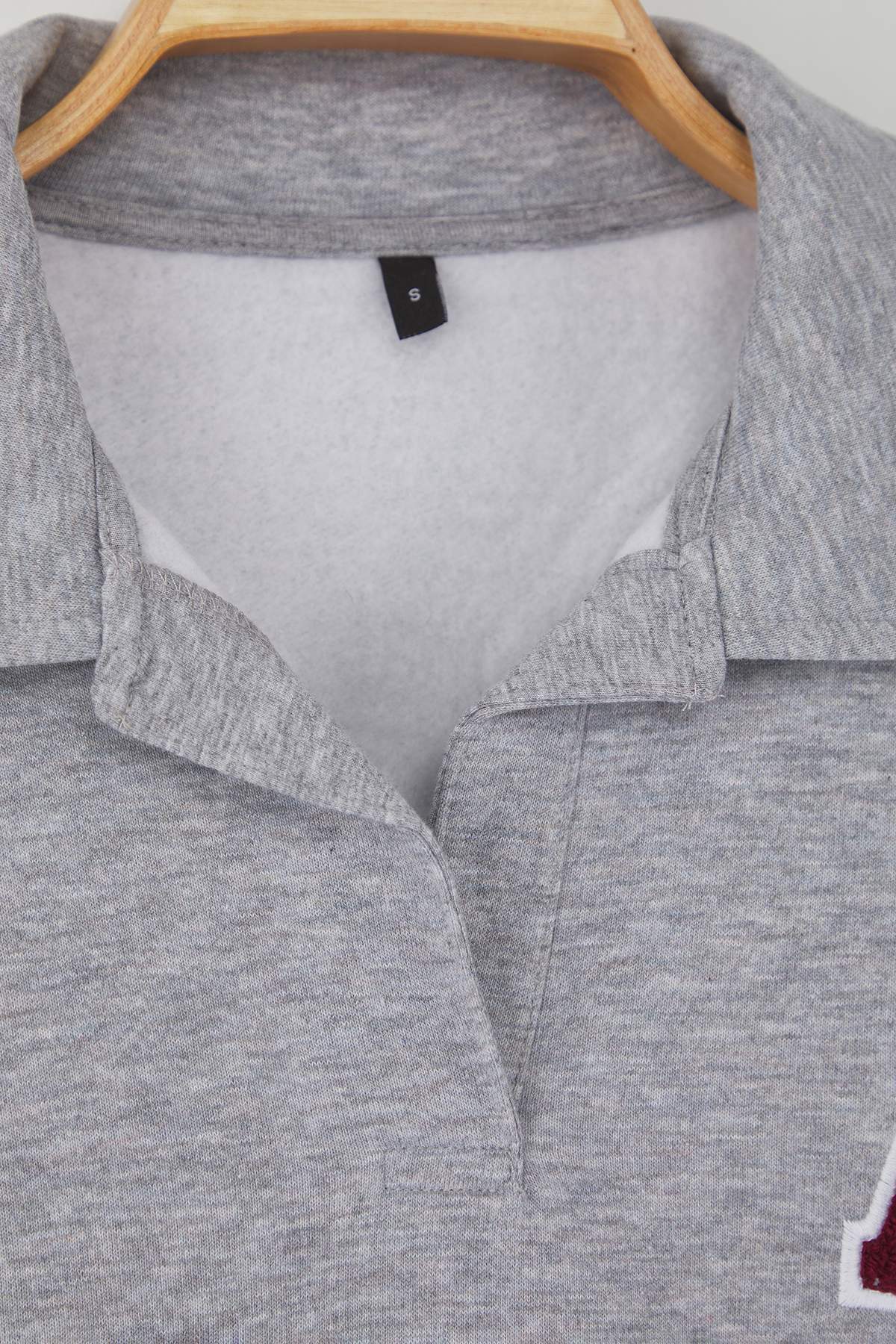 Trendyolmilla Teen Gri Melanj Slogan Nakışlı Regular/Normal Kalıp Örme Sweatshirt TWOAW26SW00049