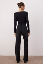 Siyah Leopar Desenli Fular Detaylı Paçası Kesikli Yüksek Bel Wide Leg Jeans TWOAW26JE00285