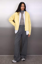 Trendyolmilla Gri Melanj Kalın İçi Polarlı Kapüşonlu Fermuarlı Oversize/Geniş Kesim Örme Sweatshirt TWOAW26SW00111