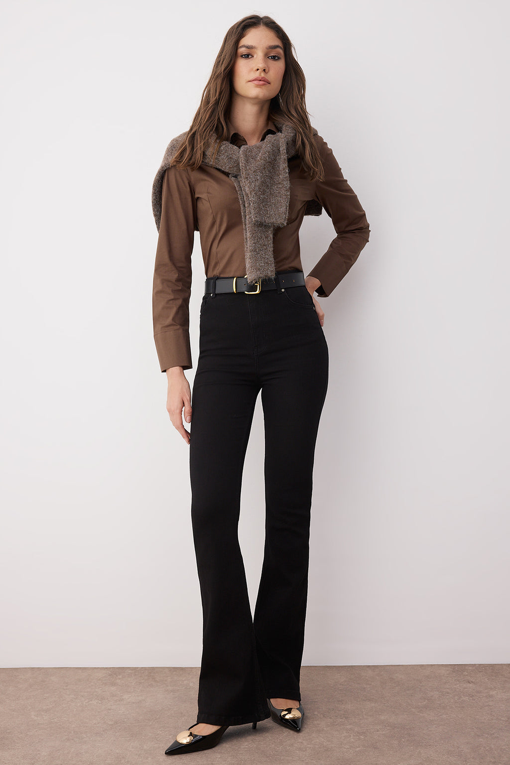 Trendyolmilla Siyah Yüksek Bel Comfort/Esnek Flare Jeans TWOSS25JE00052