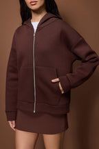 Trendyolmilla Wardrobe Essentials – Koyu Kahverengi Oversize Kapüşonlu Örme Sweatshirt |TWOAW26SW00018