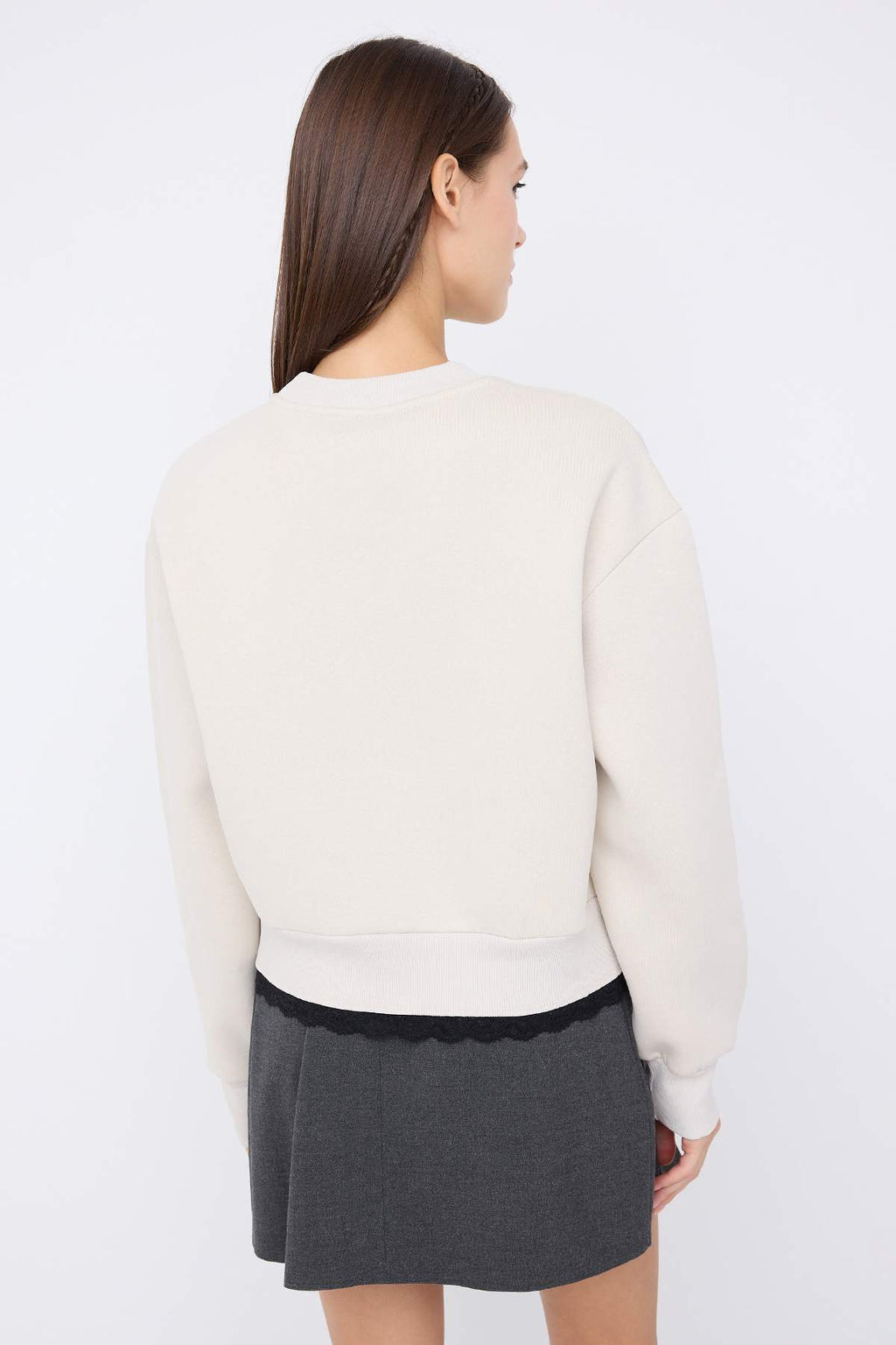 Trendyolmilla Teen Kahverengi Regular Dantel Detaylı Slogan Nakışlı Kalın Polarlı Örme Sweatshirt TWOAW26SW00153