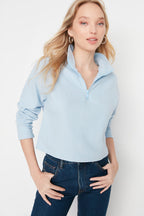 Trendyolmilla Mavi Selanik/Triko Görünümlü Fermuarlı Yaka Regular/Normal Kalıp Örme Sweatshirt TWOAW22SW0732
