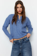 Trendyolmilla Mavi Geniş Kalıp Yumuşak Dokulu Triko Kazak TWOAW21KZ2635