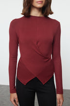 Trendyolmilla Haki Kruvaze Büzgü/Drape Detaylı Slim/Vücuda Oturan Örme Bluz TWOAW25BZ00216