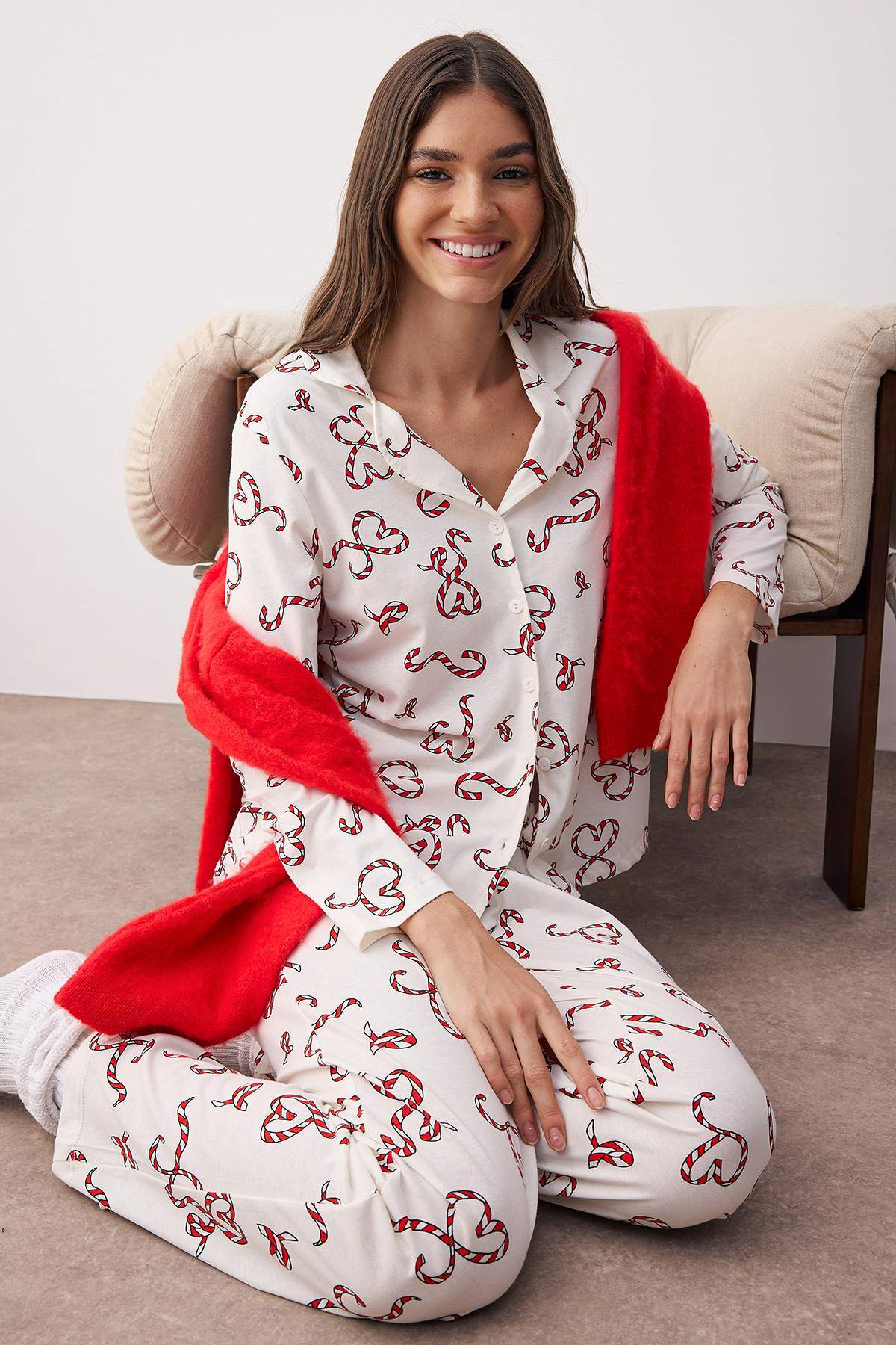 Trendyolmilla Pembe %100 Pamuklu Kalpli Gömlek Yaka Örme Pijama Takımı THMAW26PT00064