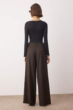 Kahverengi Çizgili Bel Detaylı Extra Geniş Paça Wide Leg Dokuma Pantolon TWOAW26PL00168