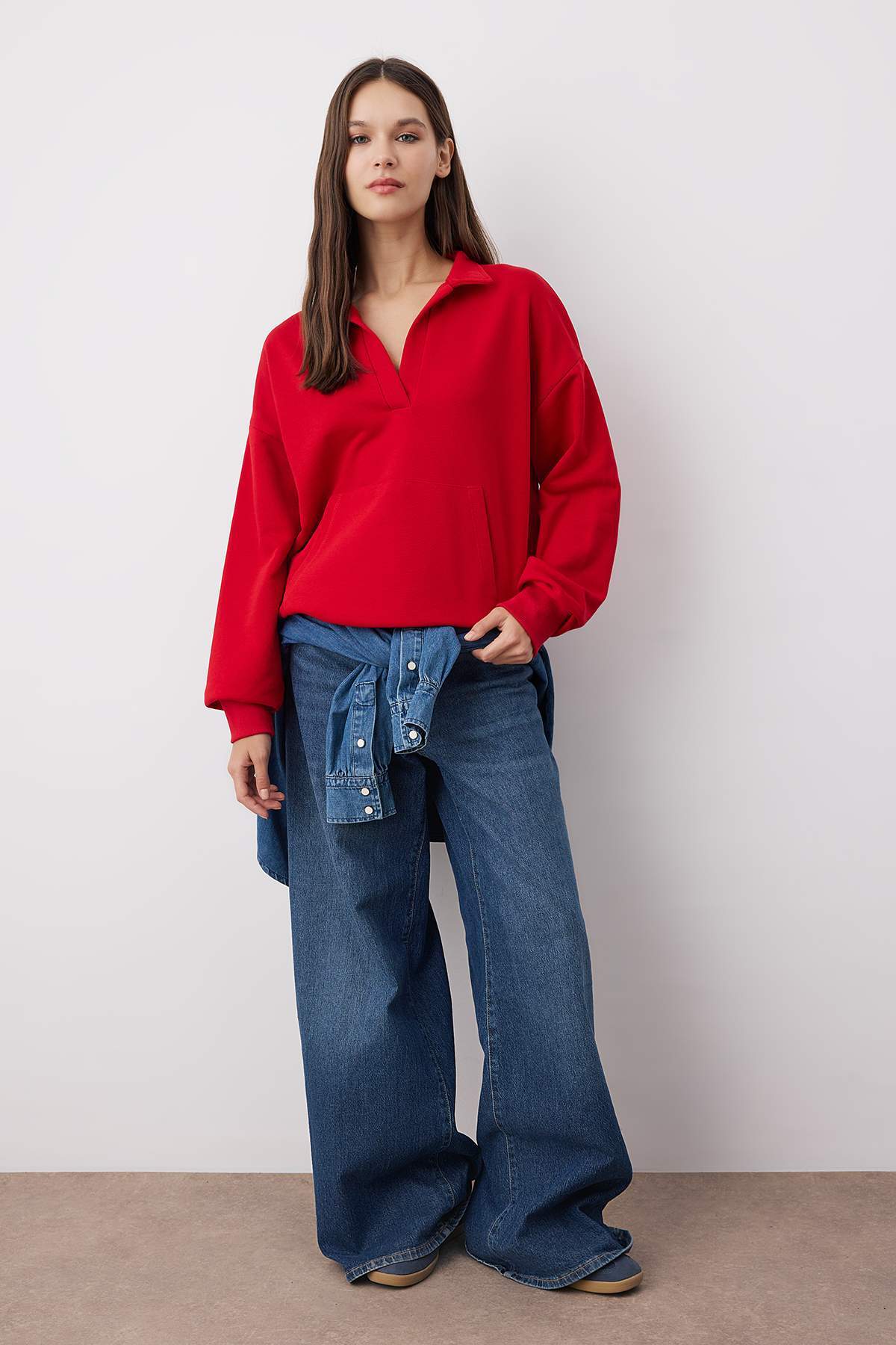 Kırmızı Polo Yaka Kalın Şardonsuz Oversize/Geniş Kesim Örme Sweatshirt TWOAW26SW00112 Secondary image
