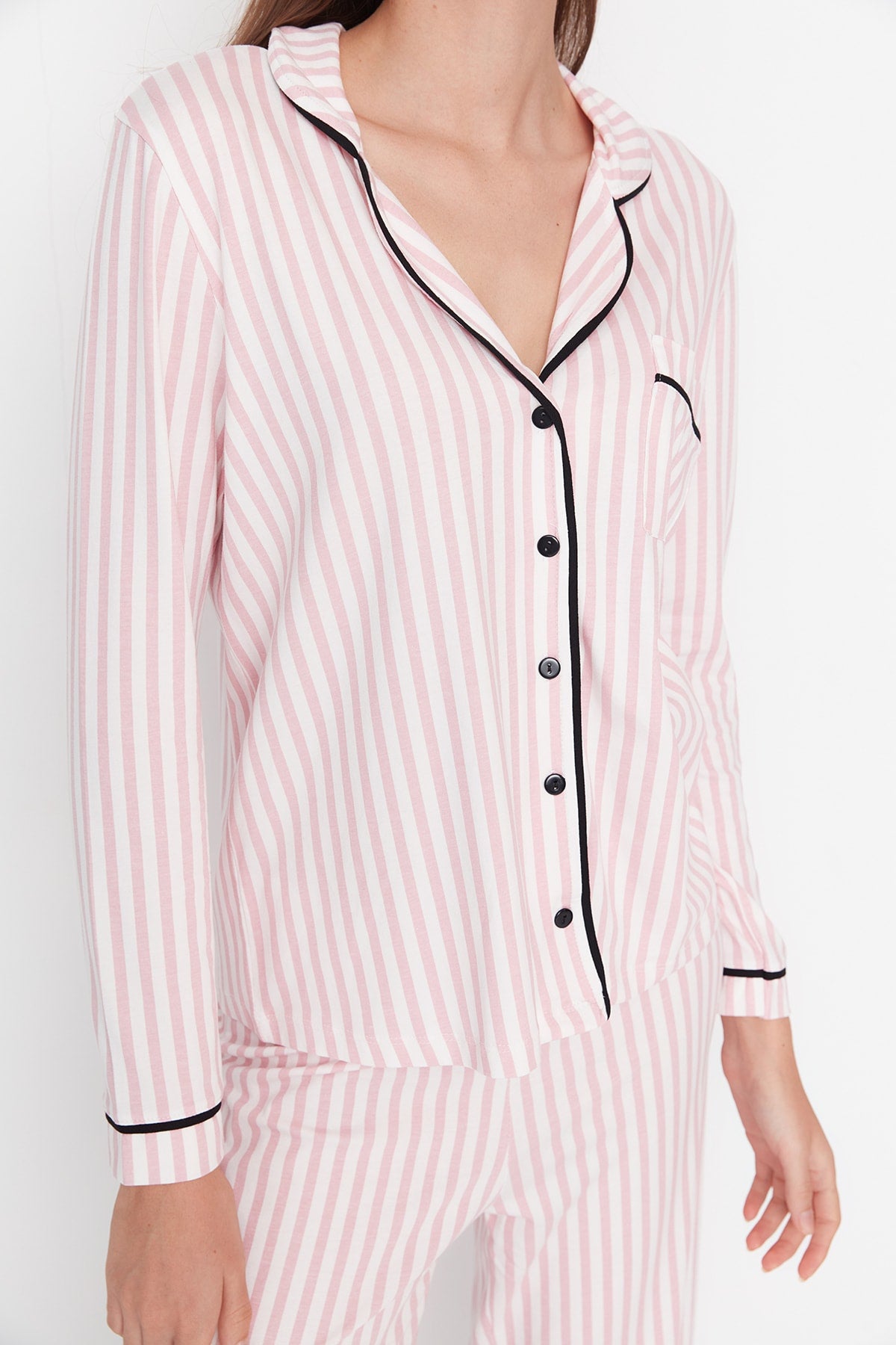 Trendyolmilla Pudra %100 Pamuklu Çizgili Biye Detaylı Örme Pijama Takımı THMAW21PT0614