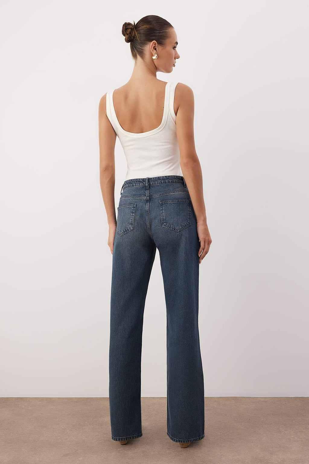 Trendyolmilla Koyu Mavi Yüksek Bel Geniş Paça Wide Leg Jeans TWOAW26JE00119