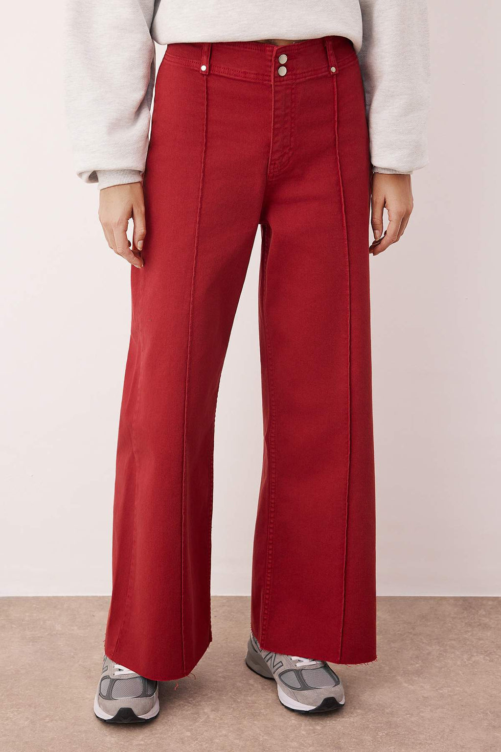 Trendyolmilla Kırmızı Yüksek Bel Nervür Detaylı Paça Kesikli Comfort/Esnek Wide Leg Jeans TWOSS25JE00310