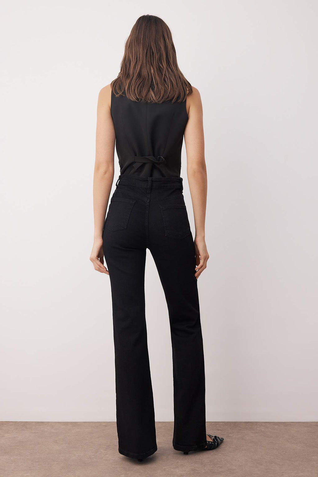 Trendyolmilla Koyu Mavi Yüksek Bel Comfort/Esnek Comfort Flare Jeans TWOAW26JE00049
