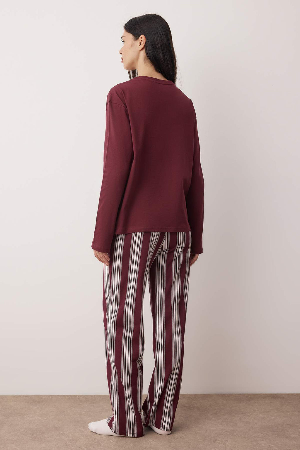 Trendyolmilla Antrasit Pamuklu Çizgili Örme Pijama Takımı THMAW25PT00188