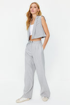 Trendyolmilla Bej Straight/Düz Kesim Kemer Detaylı Dokuma Pantolon TWOSS24PL00023