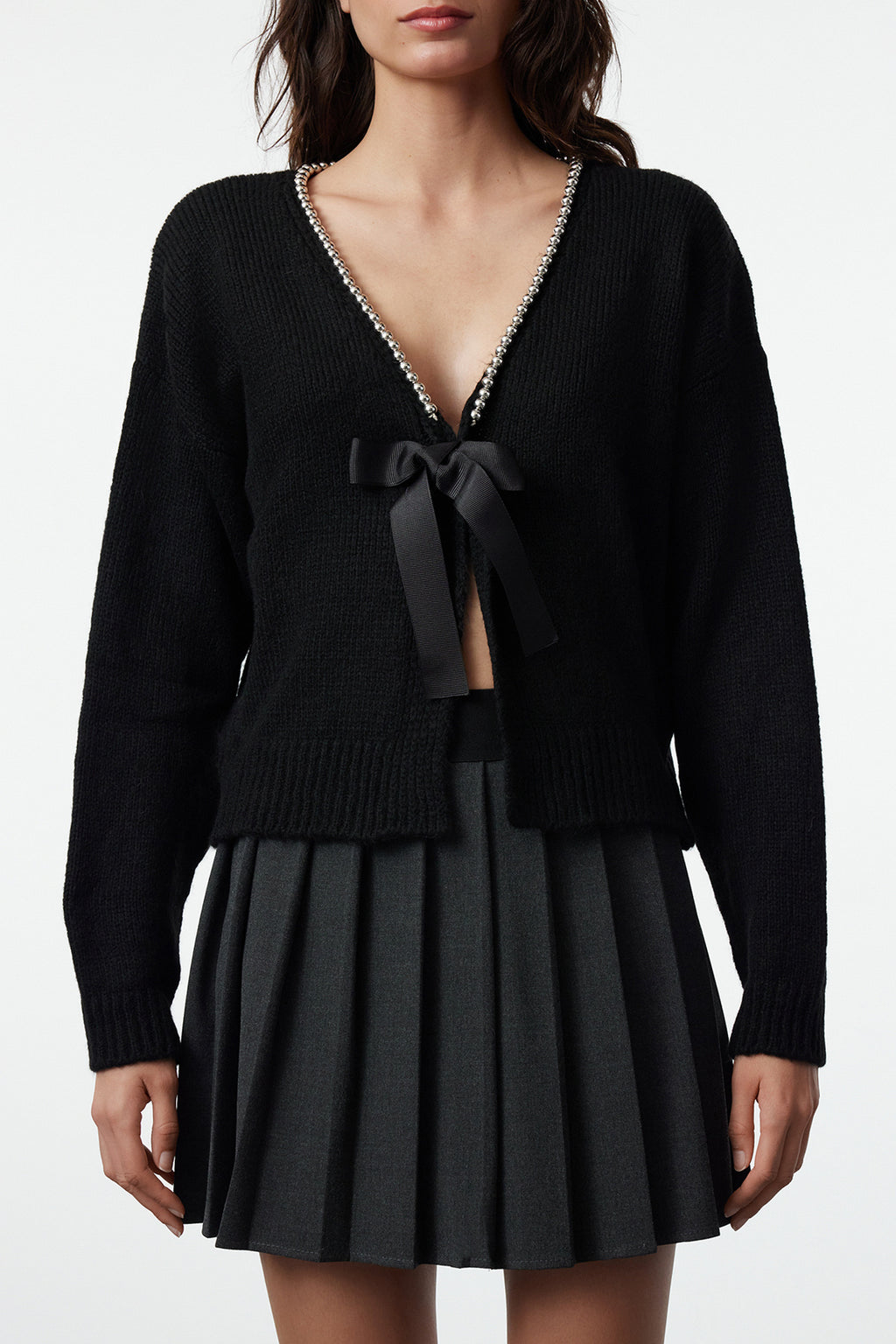 Siyah Yumuşak Dokulu Kurdele/Fiyonk Detaylı Triko Hırka TWOAW25HI00180