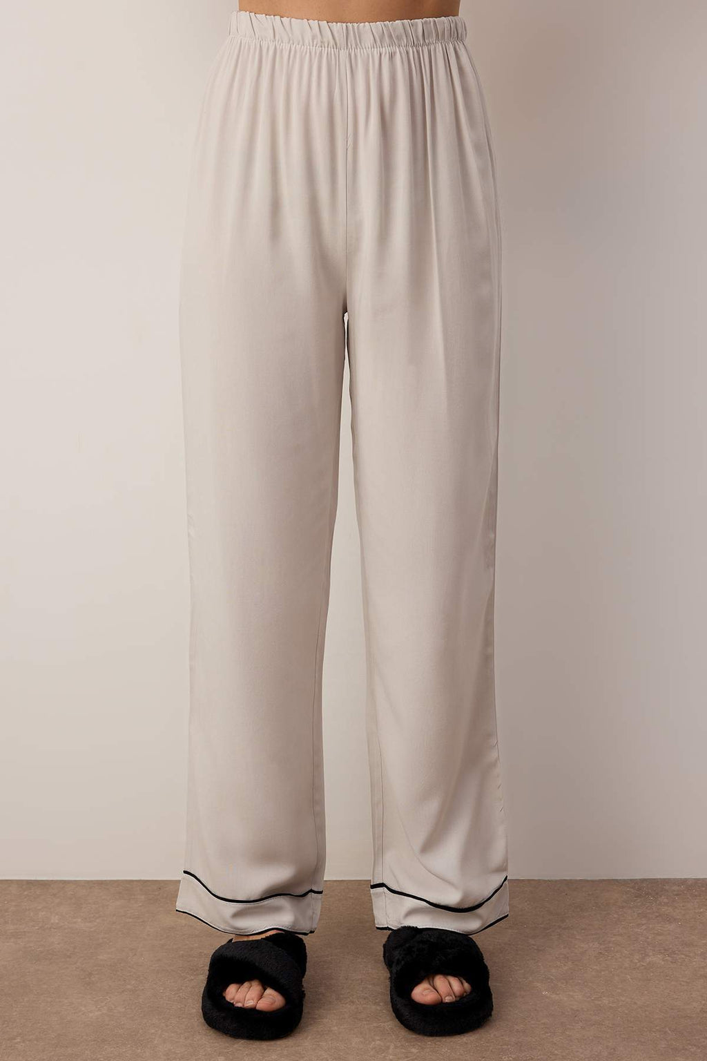 Trendyolmilla Bordo Biyeli Viskon Dokuma Pijama Takımı THMAW21PT0292