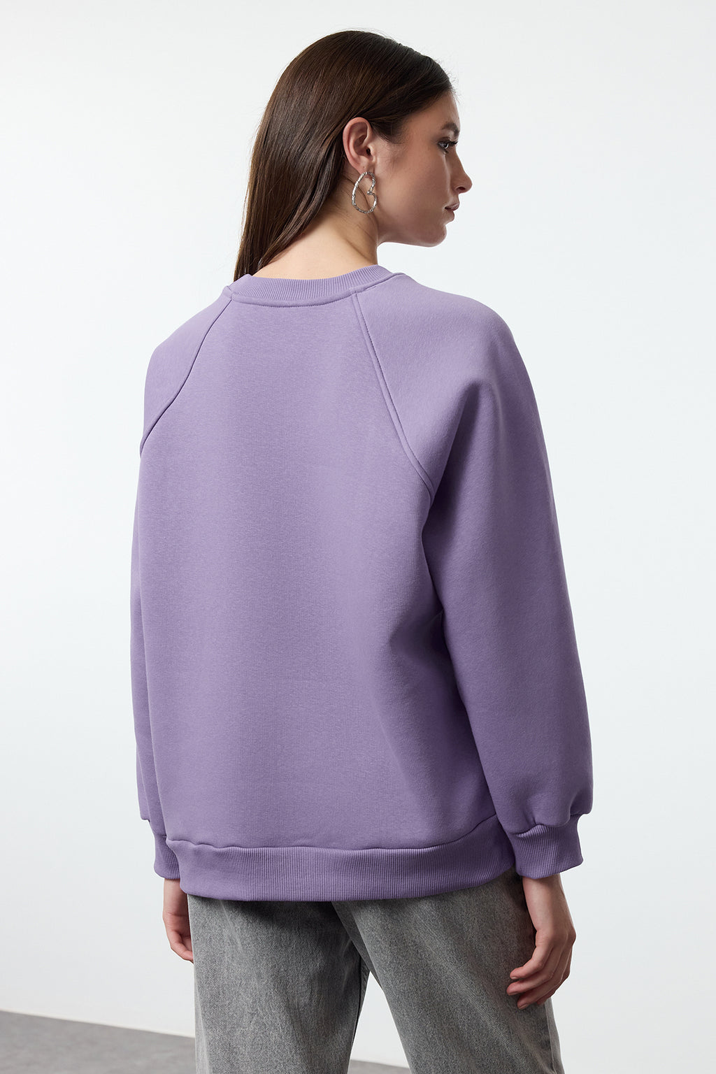 Trendyolmilla Lila Relaxed/Rahat Kalıp Basic Reglan Kol Bisiklet Yaka Örme Sweatshirt TWOAW24SW00104