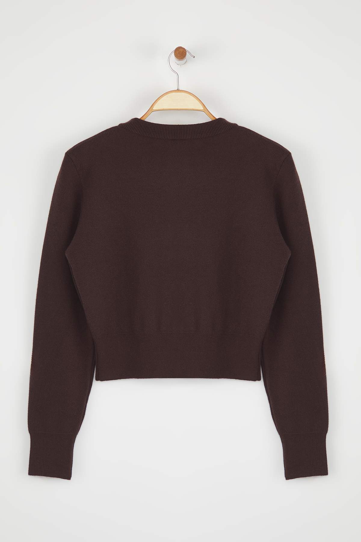 Trendyolmilla Koyu Kırmızı Premium/Özel İplik Crop Gül Düğmeli Ceket Görünümlü Triko Hırka TWOAW25HI00110