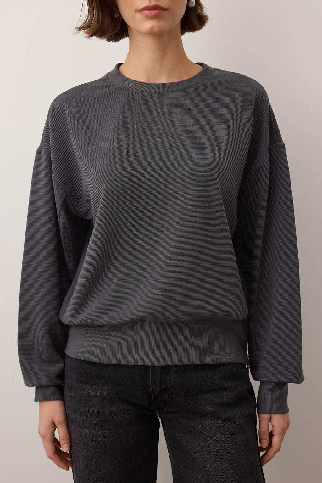 Trendyolmilla Antrasit Fitilli Regular/Normal Kalıp Örme Sweatshirt TWOAW26SW00046