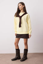 Trendyolmilla Siyah Oversize/Bol Kesim Bisiklet Yaka Kalın/İçi polarlı Örme Sweatshirt TWOAW24SW00102