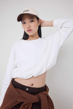 Trendyolmilla Ekru Relaxed/Rahat Kalıp Beli Lastikli Crop Örme Sweatshirt TWOAW26SW00000