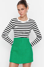 Trendyolmilla Lacivert Basic Çizgili Triko Kazak TWOAW21KZ0942