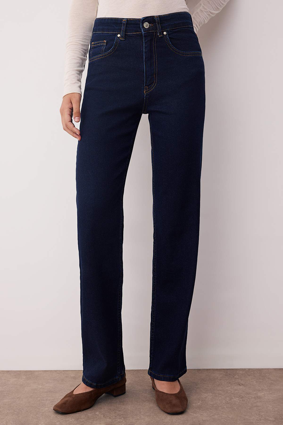 Trendyolmilla Siyah Normal Bel Geniş Paça Orta Esnek Straight Smoke Jeans TWOAW26JE00085