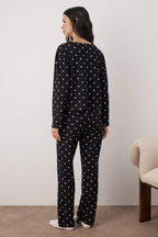 Trendyolmilla Siyah %100 Pamuklu Puantiye ve Kalpli Örme Pijama Takımı THMAW25PT00039