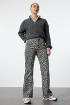 Trendyolmilla Çok Renkli Leopar Desenli Kahverengi Yüksek Bel Orta Esnek Wide Leg Jeans TWOAW25JE00309