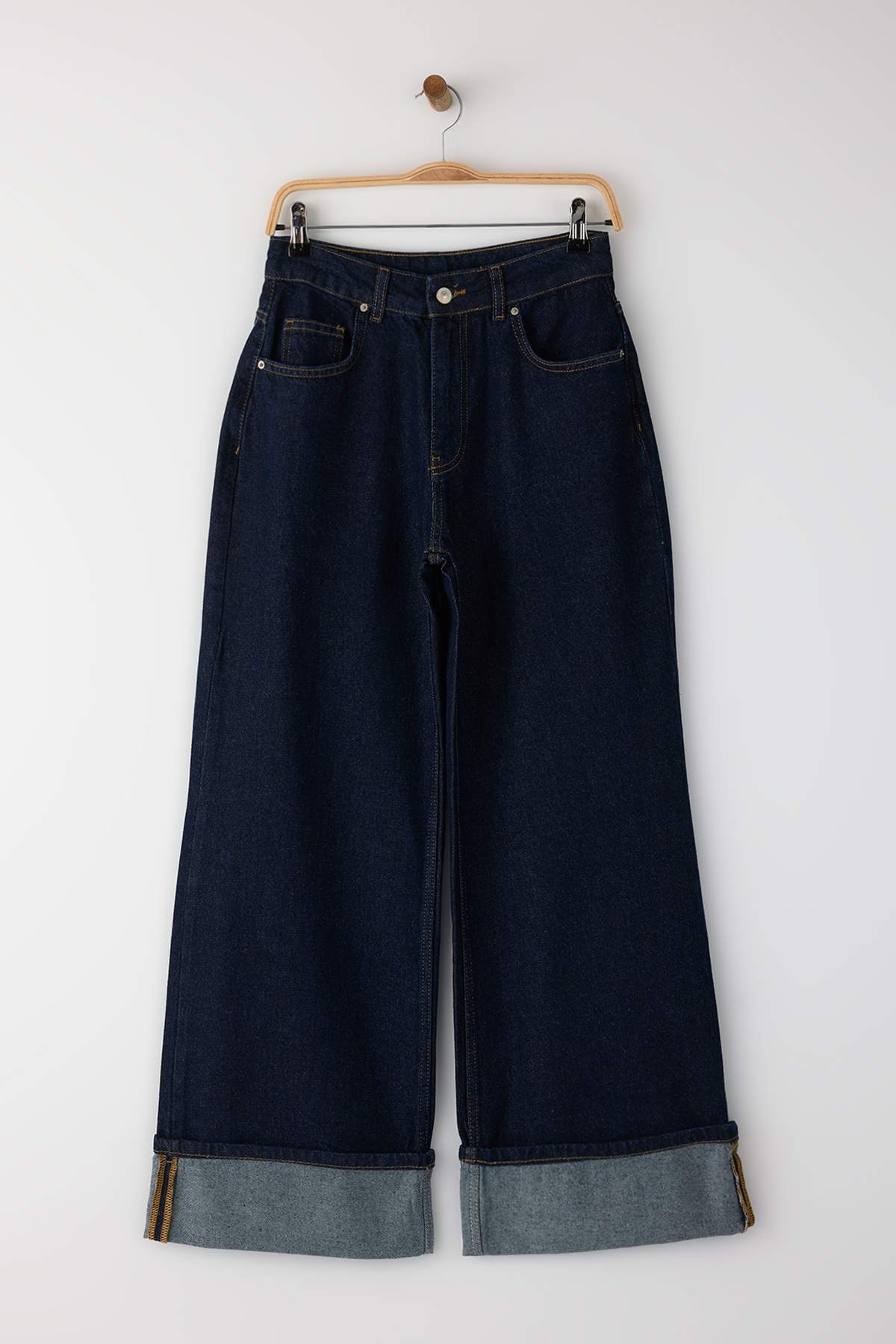 Trendyolmilla Kahverengi Paça Katlamalı Yüksek Bel Wide Leg/Geniş Paça Jeans TWOAW26JE00011