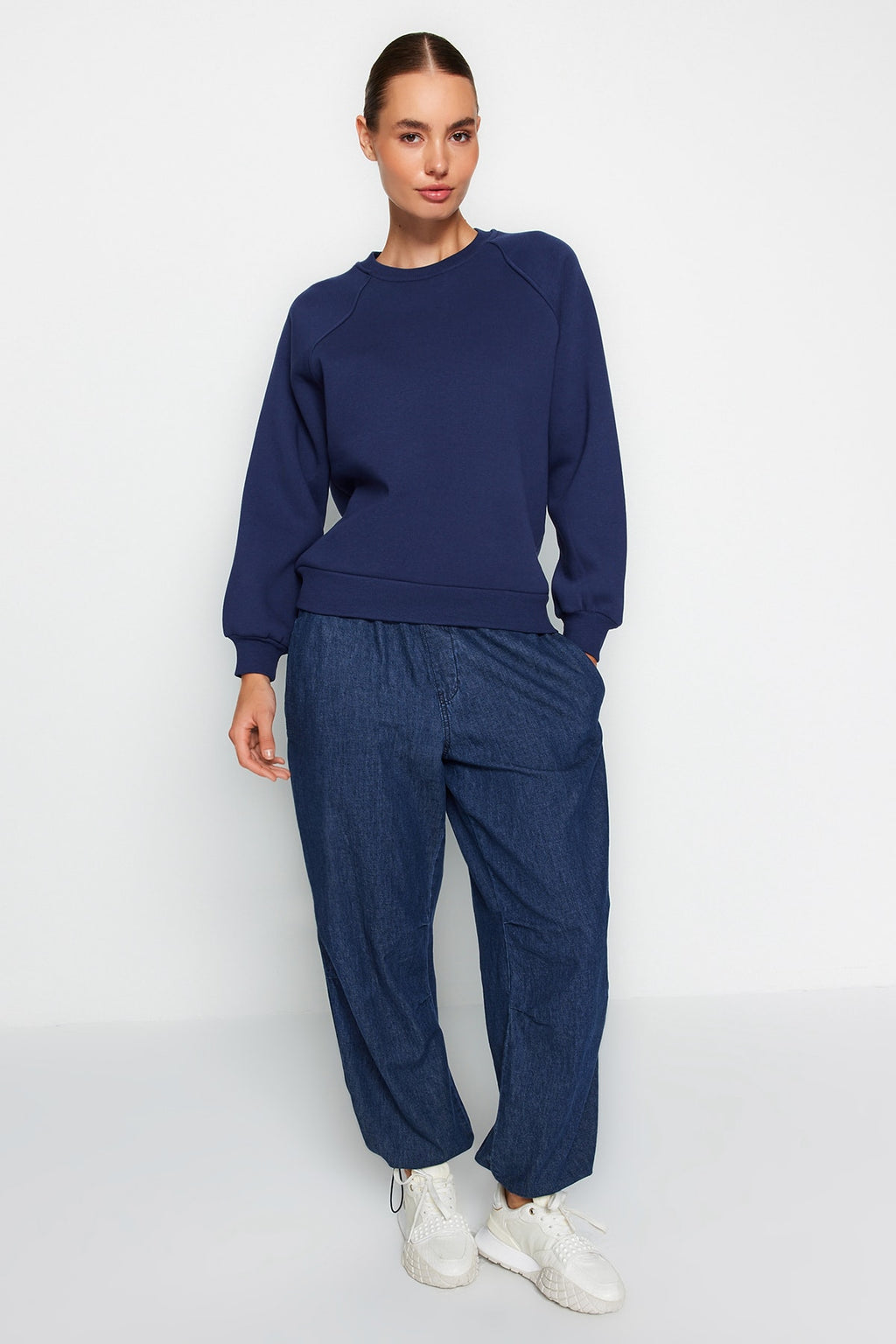 Trendyolmilla Lila Relaxed/Rahat Kalıp Basic Reglan Kol Bisiklet Yaka Örme Sweatshirt TWOAW24SW00104