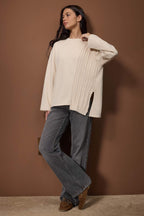 Taş Triko Detaylı Bisiklet Yaka Relaxed Örme Sweatshirt TWOAW26SW00076
