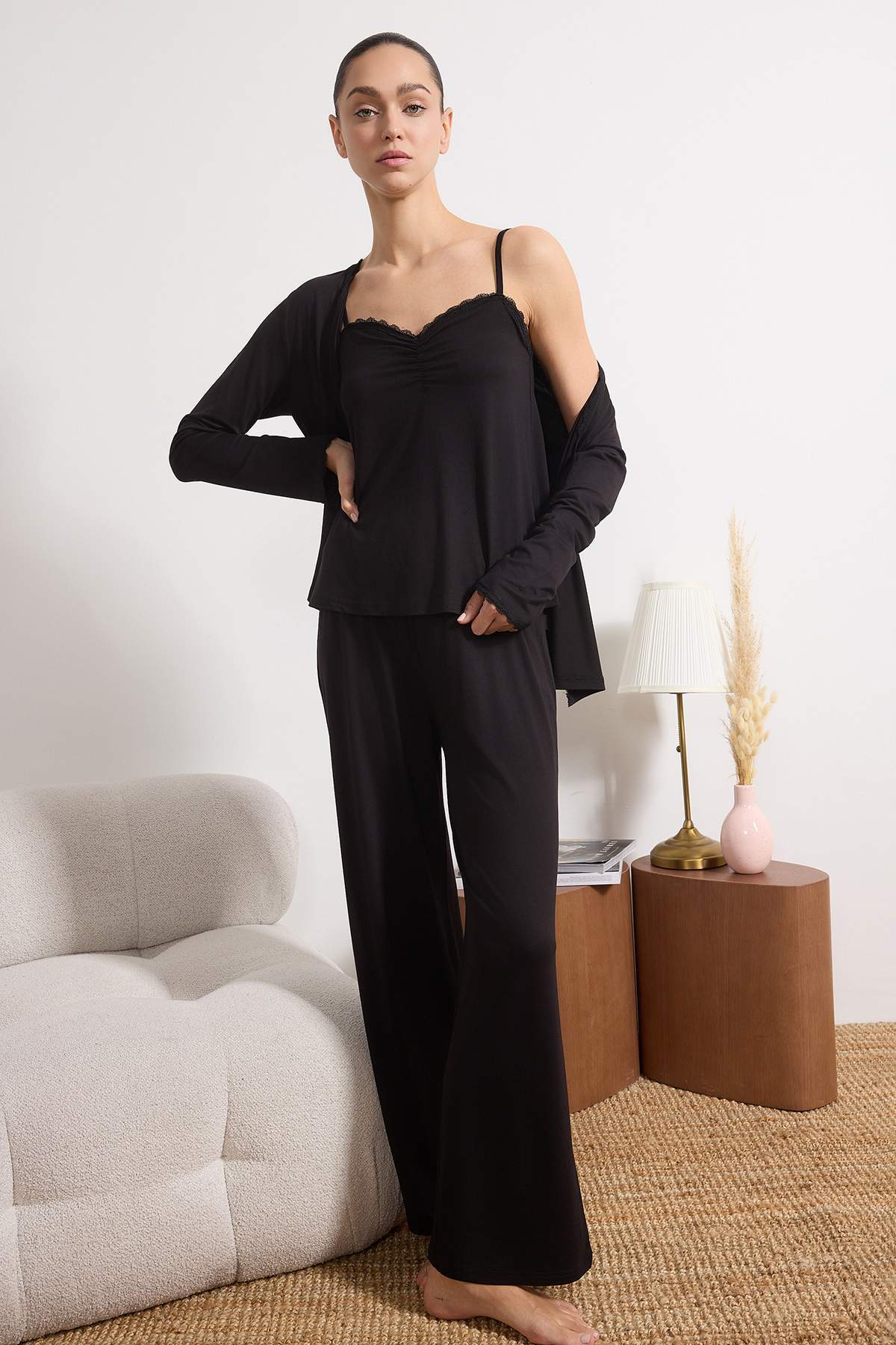 Trendyolmilla Açık Mavi 3'lü Dantelli Viskon Örme Pijama Takımı THMSS26PT00056