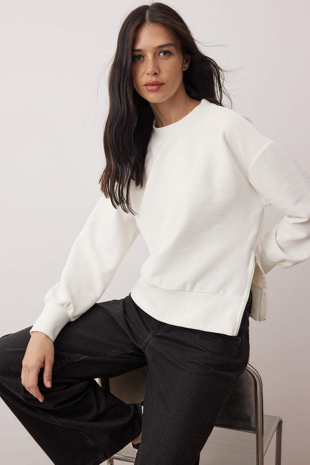 Trendyolmilla Ekru Fitilli Regular/Normal Kalıp Örme Sweatshirt TWOAW26SW00046