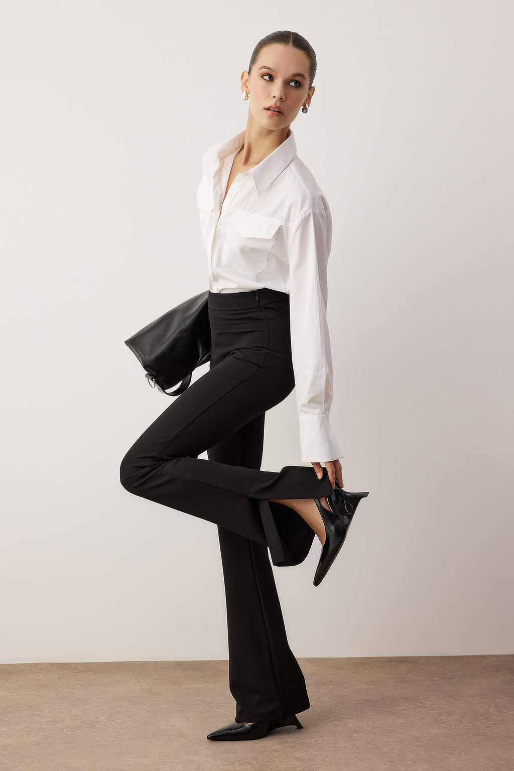Siyah Wide Leg/Geniş Paça Esnek Kalın Örme Pantolon TWOAW26PL00073