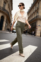 Trendyolmilla Limited Edition Vizon Straight/Düz Kesim Pilili Dokuma Kumaş Pantolon TWOAW23PL00401