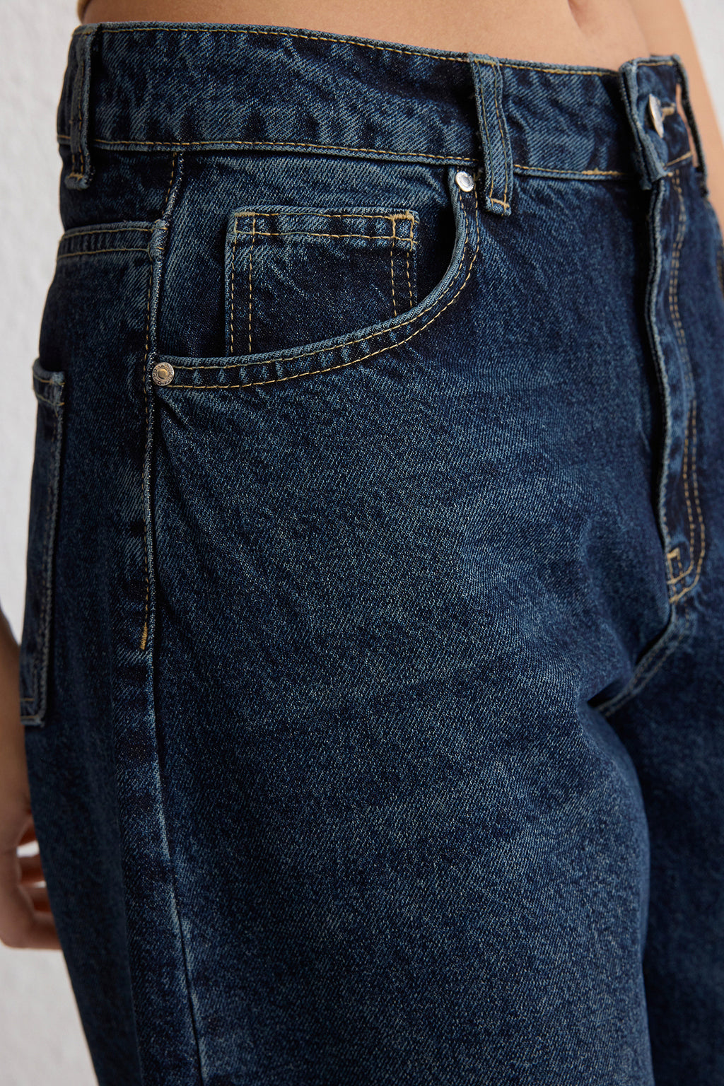 Trendyolmilla Gri Yüksek Bel Loose Baggy Jeans TWOSS25JE00063