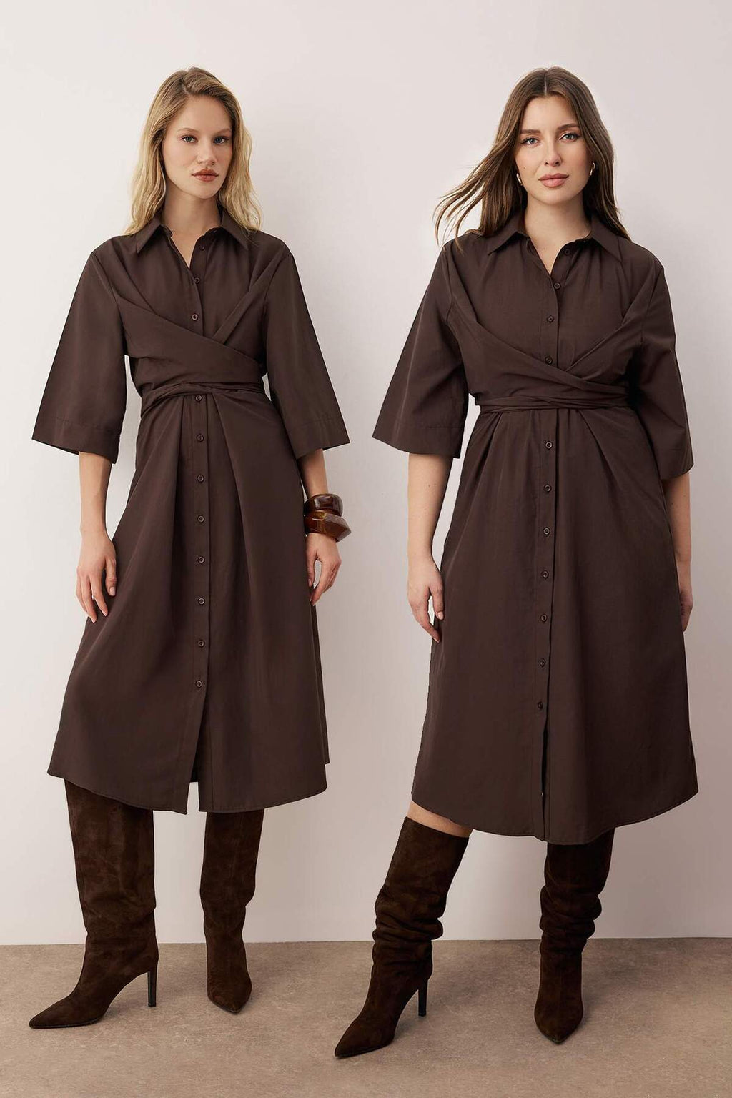 Vücut Seçmeyen Koyu Kahverengi Belli Kuşak Detaylı Dokuma Elbise TWOAW26EL00243