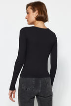 Siyah Pamuklu Esnek Kare Yaka Fitted/Vücuda Oturan Esnek Bluz TWOAW24BZ00165