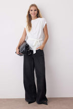 Trendyolmilla Siyah Kolsuz Kuşaklı Dokuma Bluz TWOAW26BZ00057